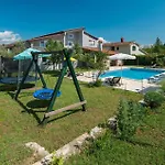Holiday home Three-Bedroom Holiday Home In Buje Buje