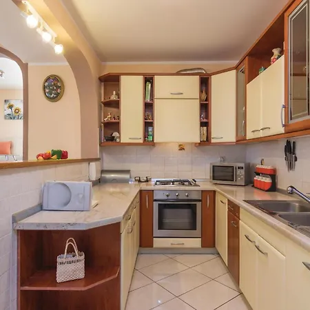 Three-bedroom In 펜션