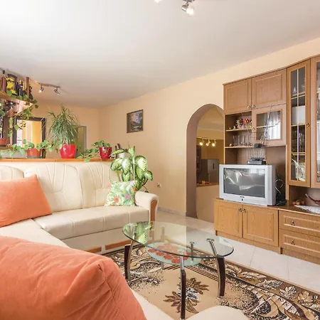 펜션 Three-bedroom In *