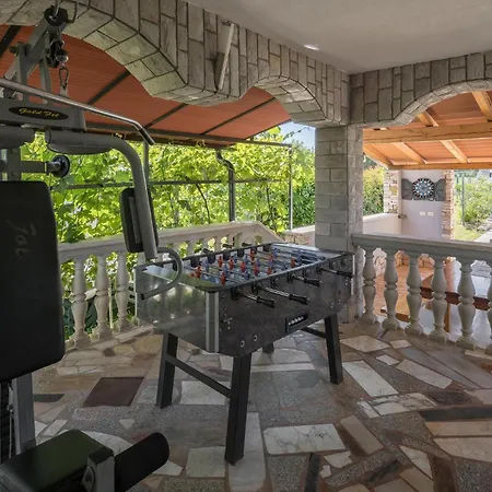 Holiday home Nice Home In Buje With Outdoor Swimming Pool *
