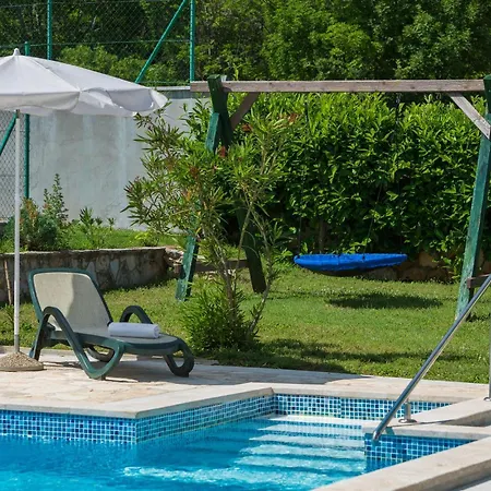 Nice Home In Buje With Outdoor Swimming Pool *