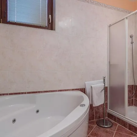 Holiday home Nice Home In Buje With Outdoor Swimming Pool