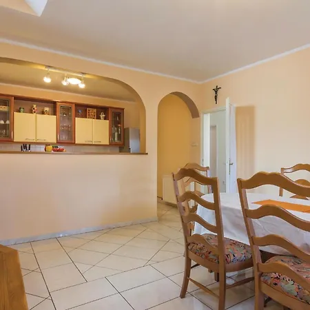 Nice Home In Buje With Outdoor Swimming Pool Holiday home *